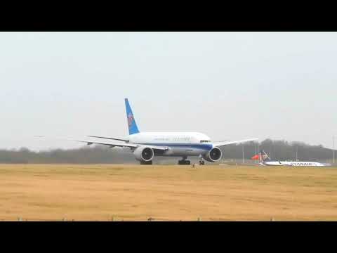 China Southern Cargo Boeing 777-F1B take off from London Stansted Airport [4K]