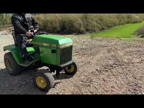 Video: John Deere 318 havetraktor med klippebord 1