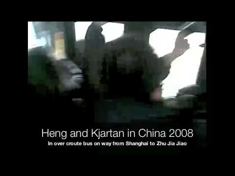 Viagem com ônibus lotado de Xangai até a cidade de Zhu Jia Jiao, Qingpu, Zhujiajiao
