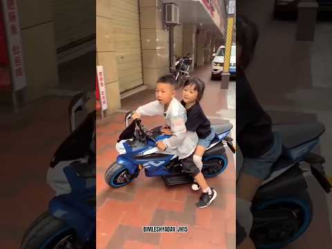 super bike cute couple 💕 ride best status 😱#love #short #trendingsong #viral