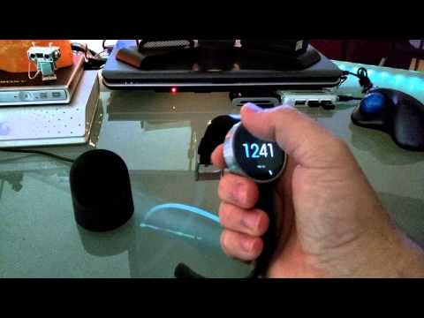 Moto 360 Theater Mode