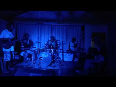 Erete Wora live practice