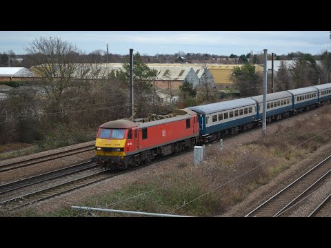 DB 90040 + 90035 Flying Past Werrrington Jn Working 1Z73 'The Hogmanay Express' 31/12/18