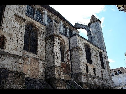 Places to see in ( Chartres - France ) Eglise St Aignan