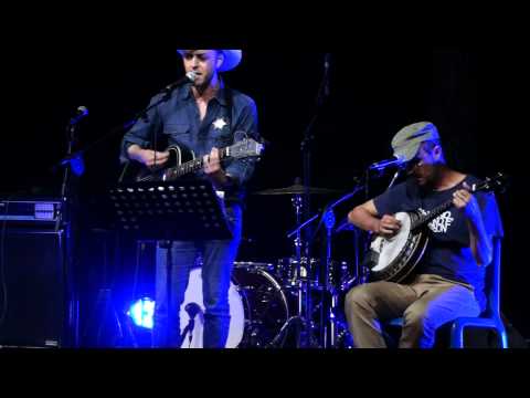 Stella Burns - Stella Burns loves you (Livorno, Serate Illuminate, July 4th 2014)