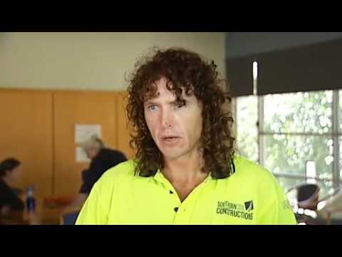 Flood forces out residents