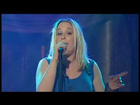 Catherine Britt - Lucky Girl - (Live, on RocKwiz)