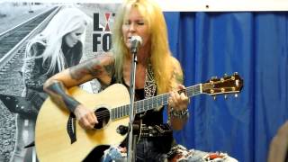 Lita Ford - Close My Eyes Forever live acoustic Vintage Vinyl