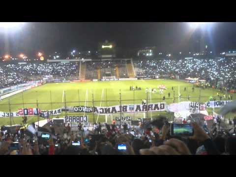 "Salida Colo-Coloâ­ vs Santa Fe 15/04/2015" Barra: Garra Blanca &bull; Club: Colo-Colo