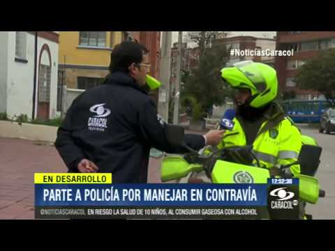 Policía manejaba en contravía, lo pilló otro uniformado y mintió - 12 de Marzo de 2014