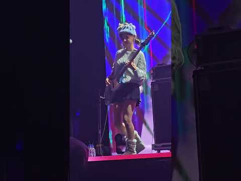 QWER 마젠타 행복해져라 서울콘 X WORLD K POP FESTIVAL COUNTDOWN 260101