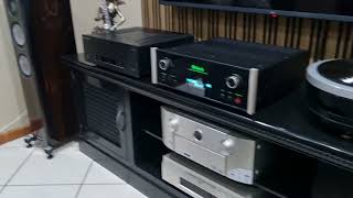 Video thumbnail for Cambridge Audio Azur 851W stereo power amplifier and McIntosh C49 Preamplifier! by Andile Masuku