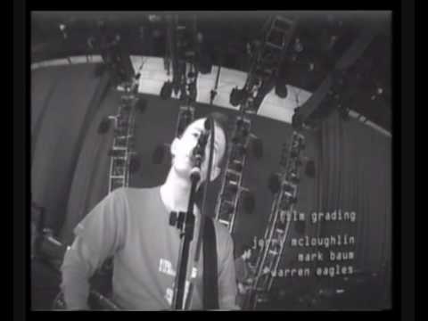 Radiohead - Exit Music (For A Film) live (Meeting People Is Easy)