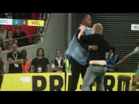 Joe sugg ATTACKED by pitch invador ( Wembley cup 2016)