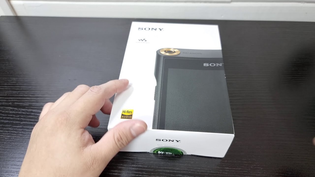 Unboxing - Sony NW-WM1AM2