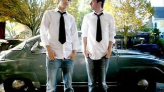 The Scene Aesthetics - Grace Looks back with lyrics