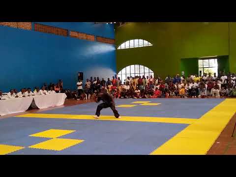 He is Amazing  in competition tao lu chan quan senior in Rwanda kung fu wuchu