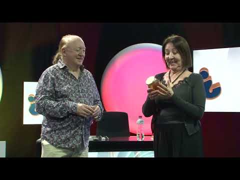 E10, ISABEL RAMOS en ¿QUÉ PORRAS PASA AQUÍ?