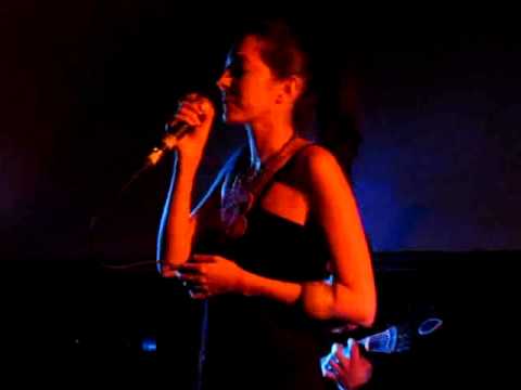 Alexandra Guimarães - Fado lisboeta