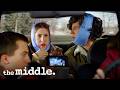 Axl Admits He Loves Sue On Drugs The Middle