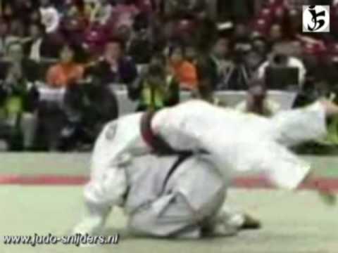 Judo 2007 Kano: Takara (JPN) - Bermoit (CUB) [-48kg]