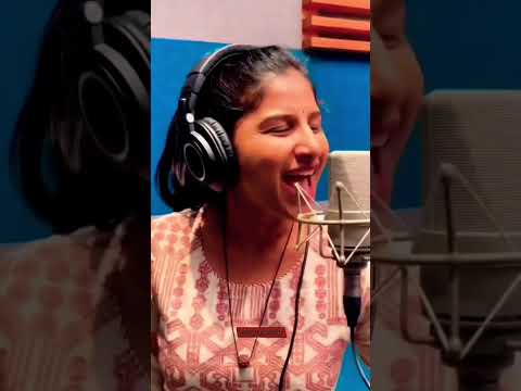 Jinthaak Jinthaak song by Mangli #mangli #ytshorts #dhamaka