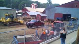 preview picture of video 'Cummins Pulling At The Forksville Fair'
