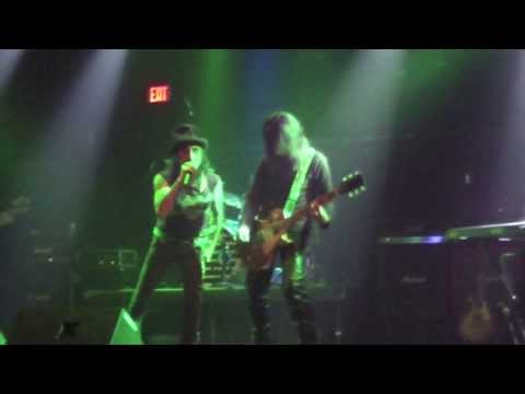 Killer- Is It My Body (Alice Cooper Tribute Band)