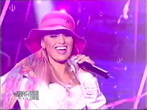 La chanson de l'année 2006 (TF1) - Lââm - Petite soeur (12 juillet 2006)
