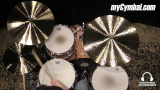 Video thumbnail for Paiste 18" Signature Full Crash Cymbal (4001418-1051414PP) by Memphis Drum Shop