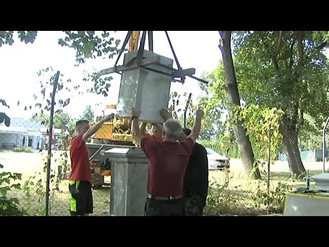 Dolní Benešov ► Instalace renovovaného kříže  │ #Hlucinsko.TV │ @TelevizeHlucinsko