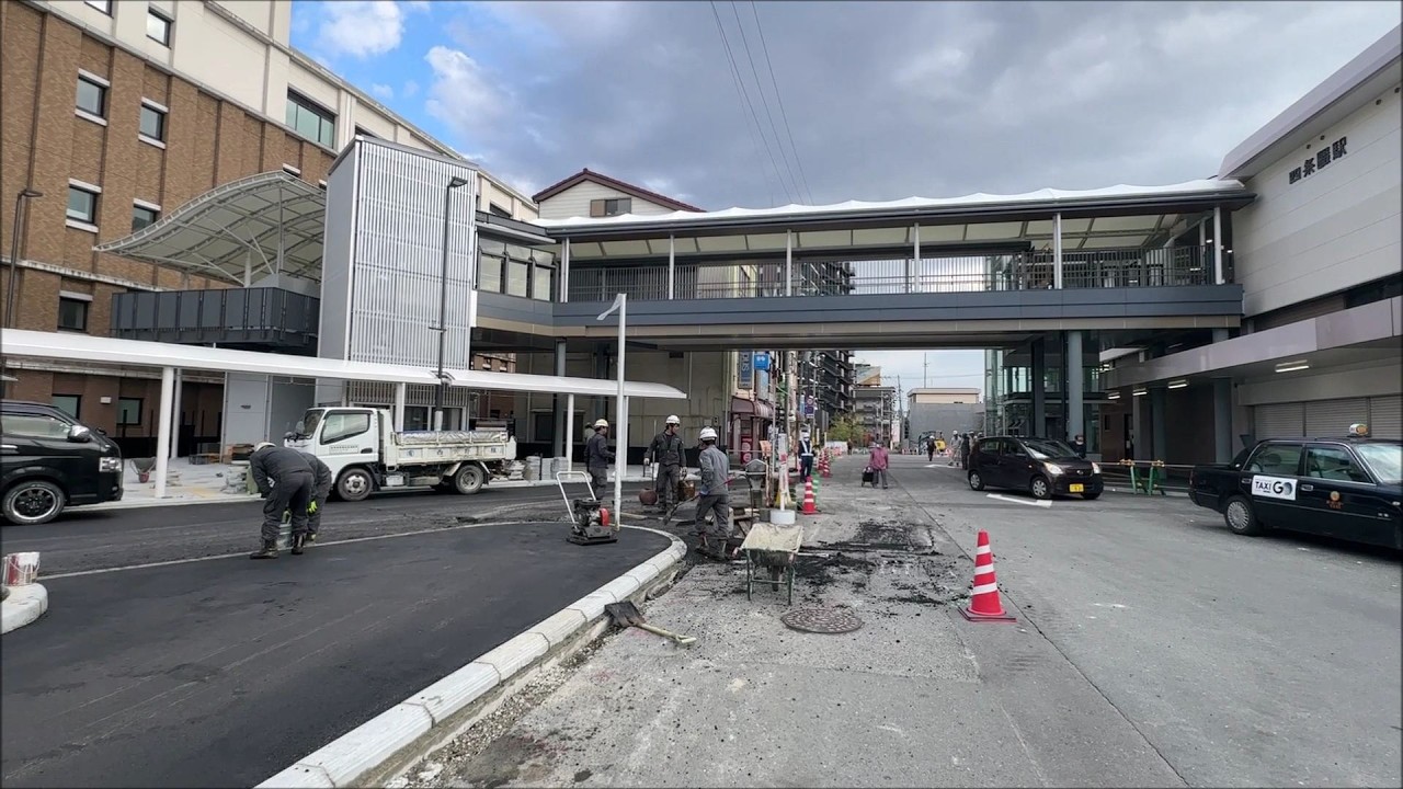 四条畷駅前工事の状況　(2026.4)