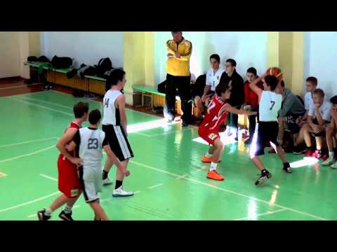 „VAPC.LT" su naujuoju treneriu debiutavo Moksleivių krepšinio lygoje