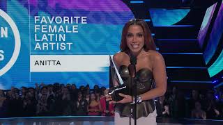 Anitta Wins Favorite Female Latin Artist | AMAs 2022