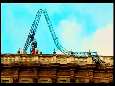 Storm brings down crane on Cabinet Office