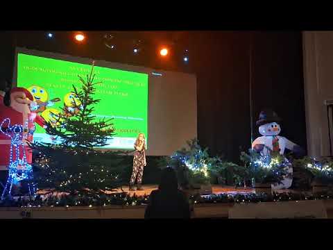 Lena Mrówczyńska w piosence "Imię trawy" Sylwii Grzeszczak na festiwalu "rozśpiewane dzieciaki"