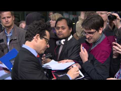 STAR TREK INTO DARKNESS -  B Roll (Premiere)