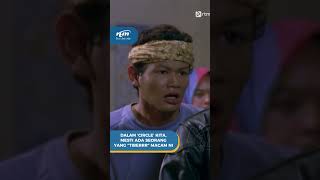 Download lagu Mana Jamilah? Tolong datang Kampung Pisang ‘handle’ si Deris ni 😆 mp3