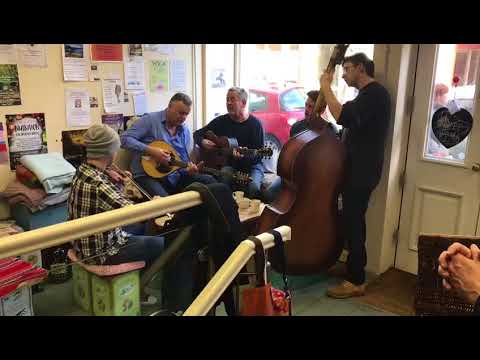 Rainy night in Soho - Luka Bloom and Fiddle Case