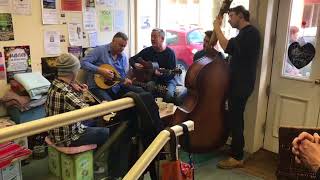 Rainy night in Soho - Luka Bloom and Fiddle Case