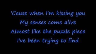 Miranda Cosgrove- Kissing You (Lyrics)