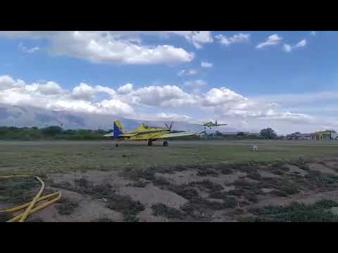 CÓRDOBA| 2 aviones hidrantes se encuentran trabajando en un incendio forestal más info 👇 3/11/25