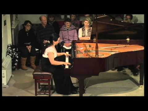 Dinara Klinton plays Liszt : Feux Follets