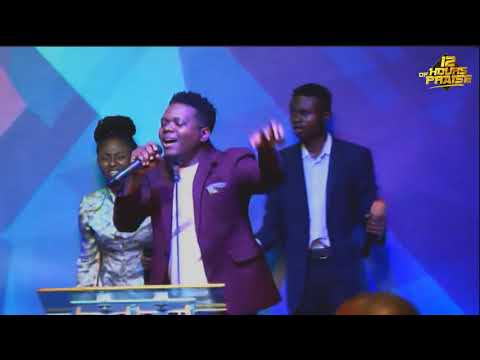 PV Idemudia Ministering at 12HoursOfPraise - PeaceHouse Abuja