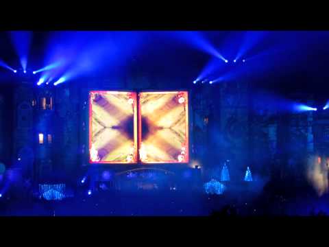 Avicii vs. Lenny Kravitz - Superlove || @ Tomorrowland 2012