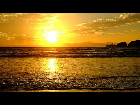 Sunset Beach Ambience with waves & nature Sounds for Sleep,Studying & Relaxation｜Japan Walk｜4K