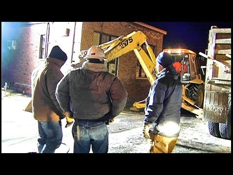 Revere St., Winthrop water leak (Other)   1/9/2004..