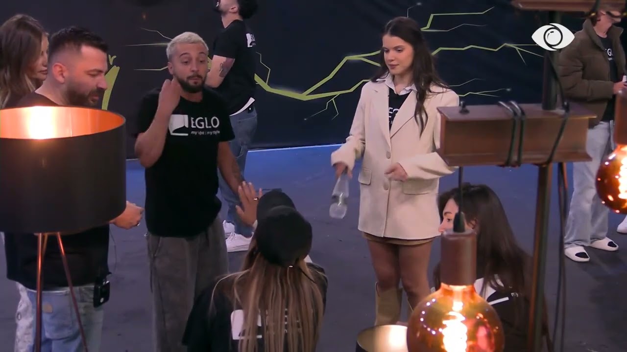 “Je e poshtër”/ Debat mes Gjestit dhe Gertës