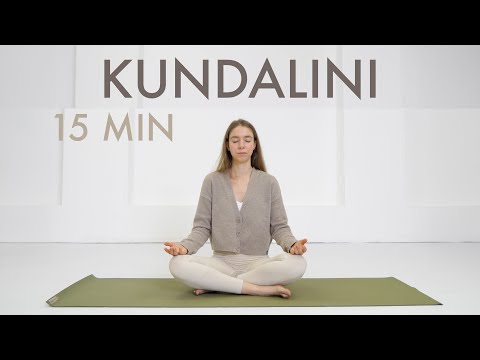15 MIN Kundalini Yoga | Aktiviere deine Chakren