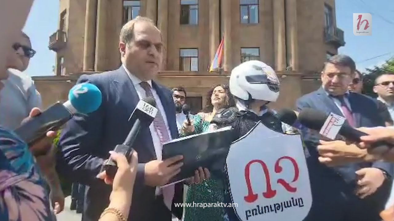 Այսուհետ փաստաբանները պիտի աշխատեն այսպիսի համազգեստով